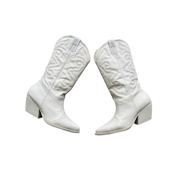 🚫SOLD🚫 Genuine Leather Cowboy Boots - Picture 3 of 9